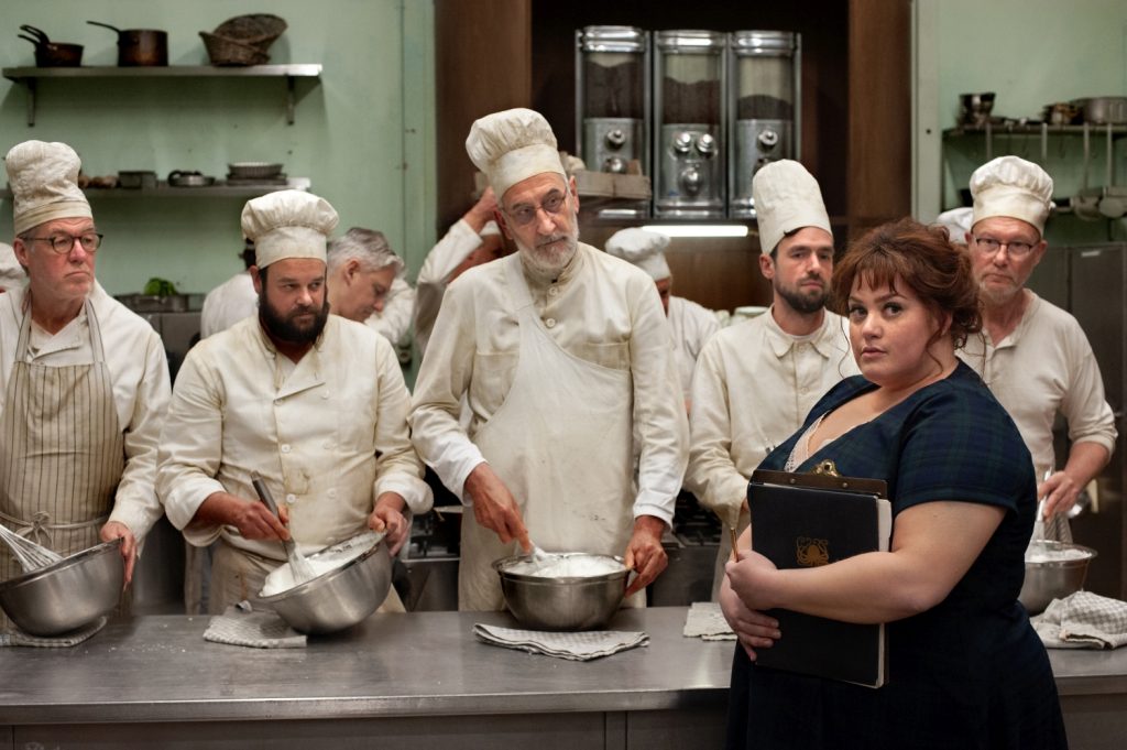 Esmée van Kampen als Melinda in een gekke keuken