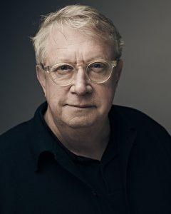 Mark Williams als Arthur Weasley